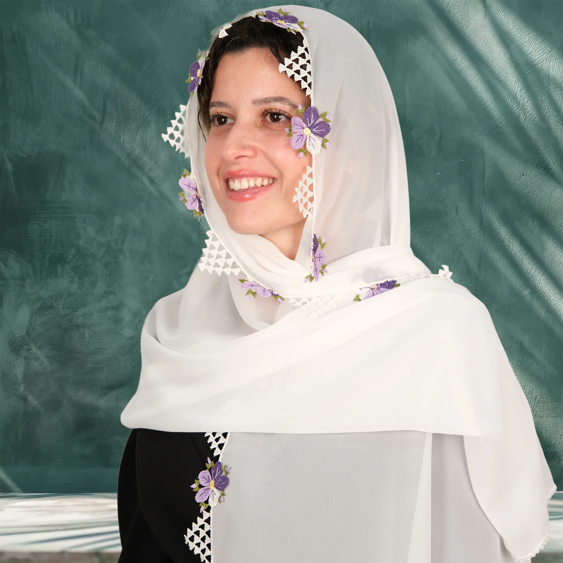 Gönen İğne Oyası Piramit Bademli Japon Çiçeği Namaz Örtüsü ve Tespih Seti Resim 5