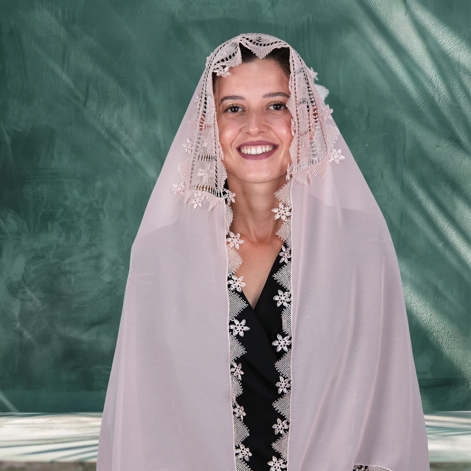 3 Taraflı Erik Çiçeği Motifli  İşlemeli Oyma İğne Oyası Mevlüt Örtüsü Resim 11